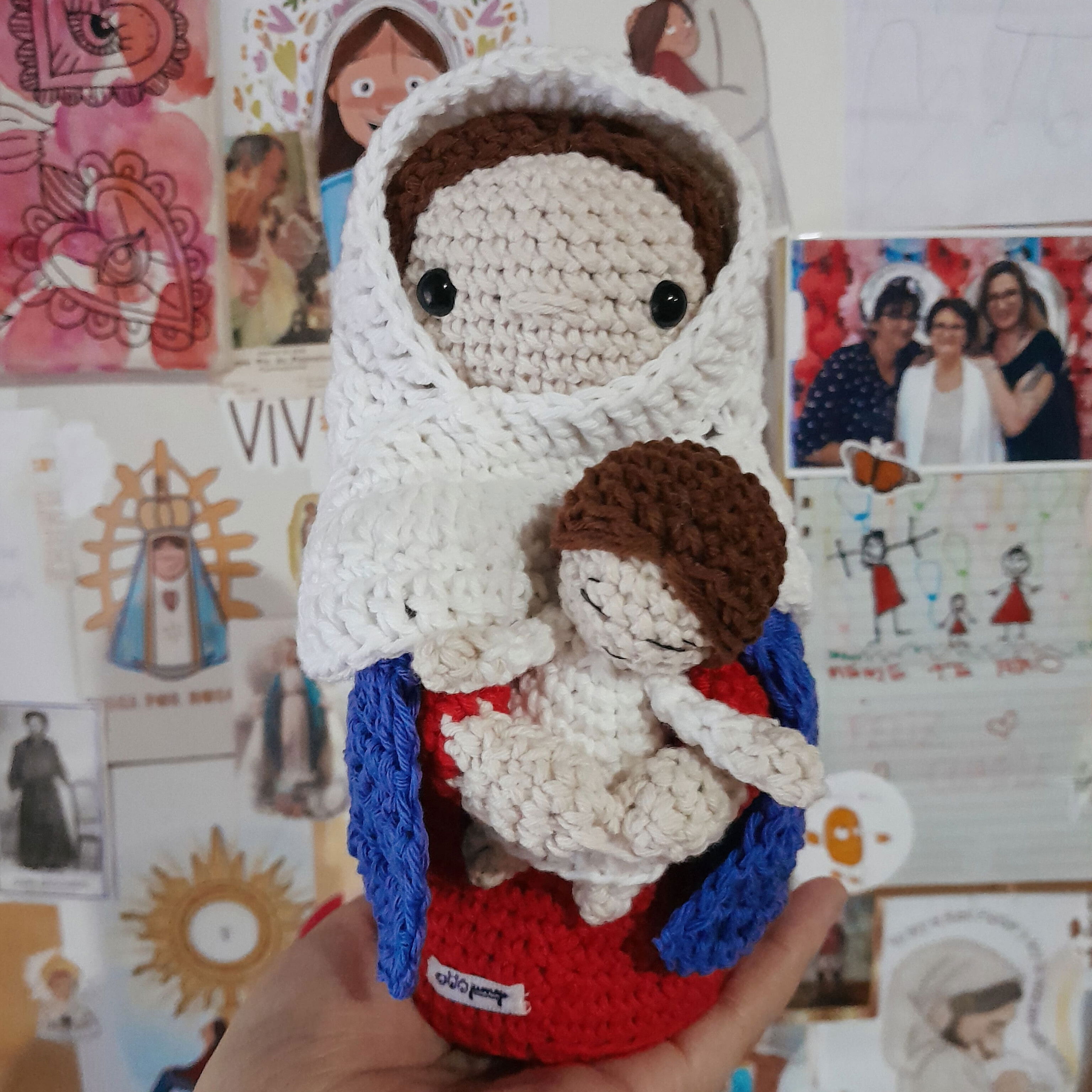 Virgen de Schoenstatt (Amigurumi)